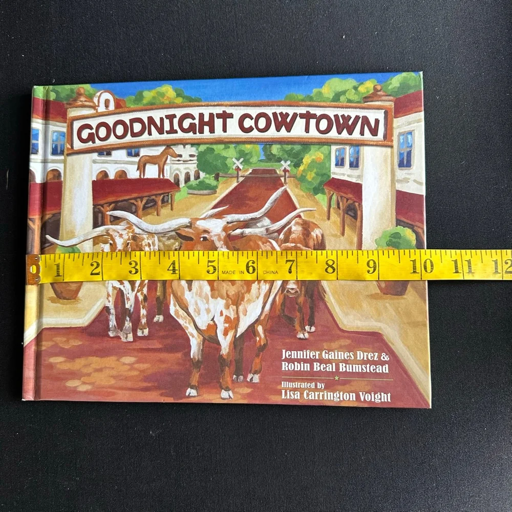 Petit Chou Chou Goodnight Cowtown Coffee Table Book